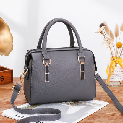 Blackbird Messenger Bag alternate colour view