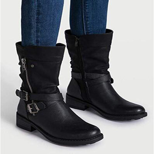Hard Line Buckle Flat Ankle Boots