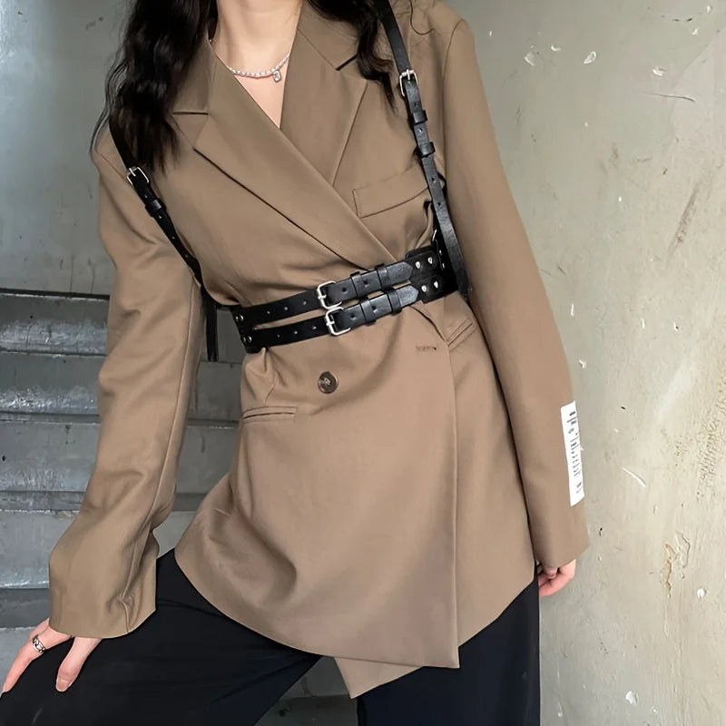 Nocturne Line Harness Belt styling view
