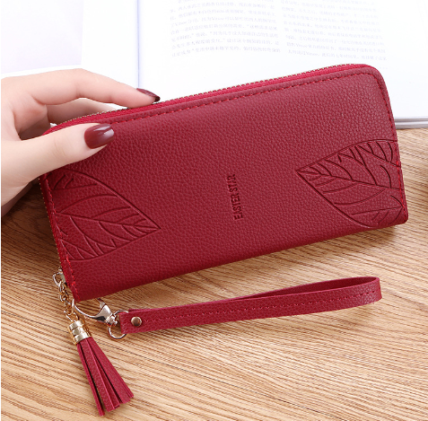 Herbarium Leaf-Pattern Long Wallet in red, leaf-pattern detail view