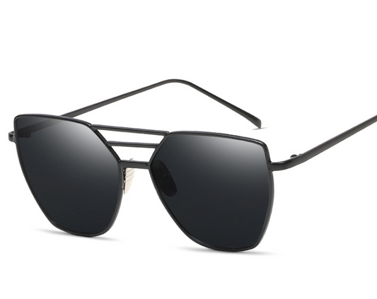 Sable Metal Frame Sunglasses in black, product view