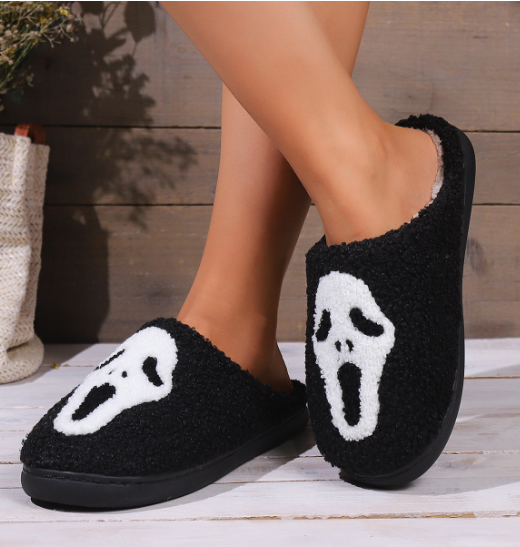 House Haunting Graphic Thermal Slippers, product view 2