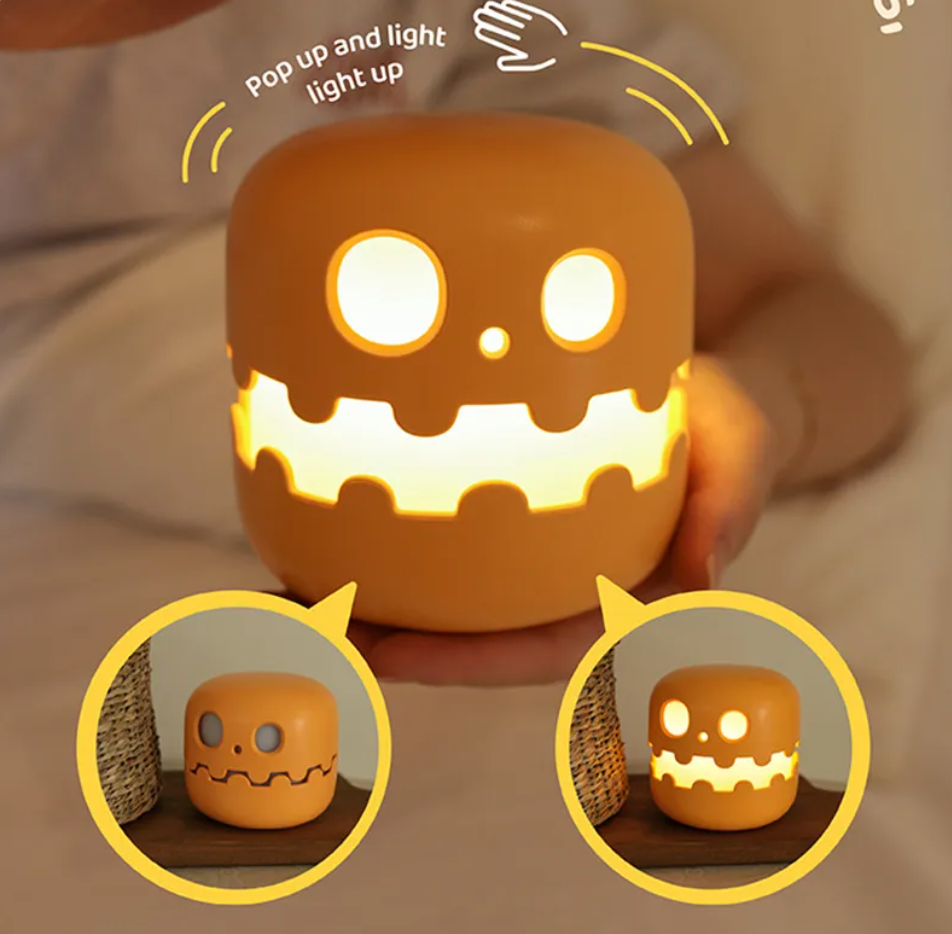 Jacklight pumpkin lamp, illuminated product view