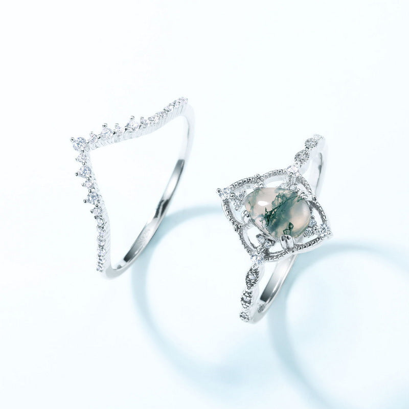 Moss Drop Twin-Finger Ring, product view 1