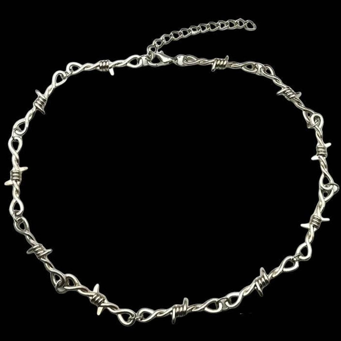 No Trespass Barbed-Wire Necklace, product view 3