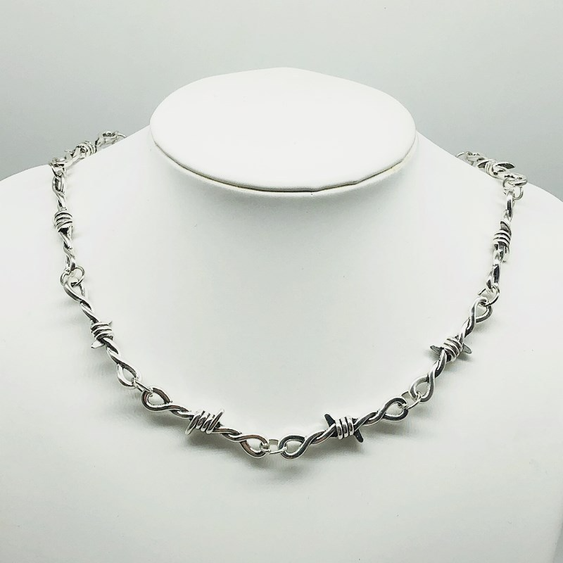 No Trespass Barbed-Wire Necklace, product view 5