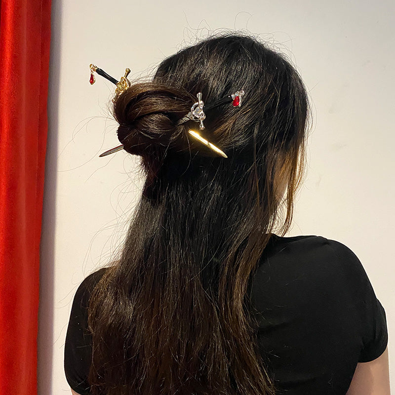 Red Oath Sword-Drop Hairpin, product view 2