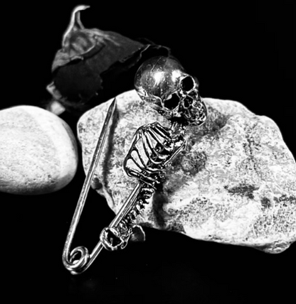 Skull lapel brooch with vintage-finished detailing, product view