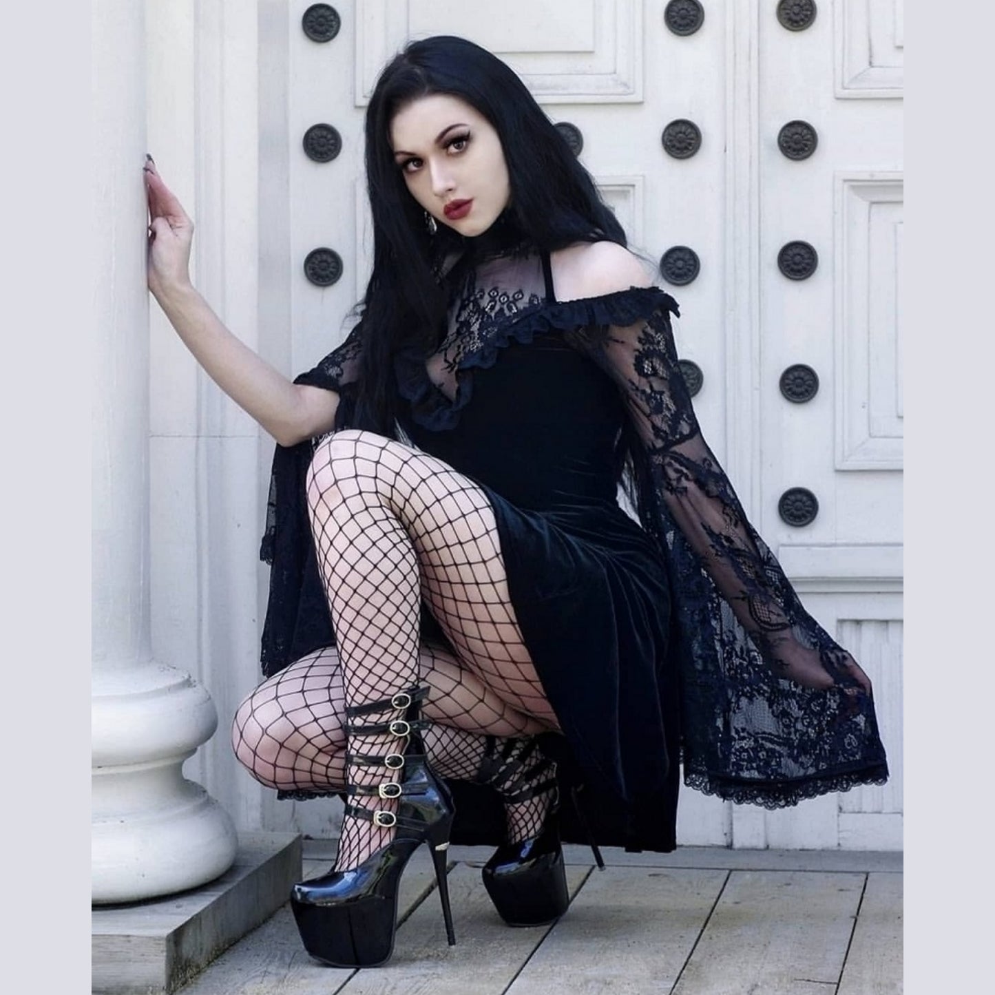 Widow's Parlour Lace Raglan Dress, product view 2